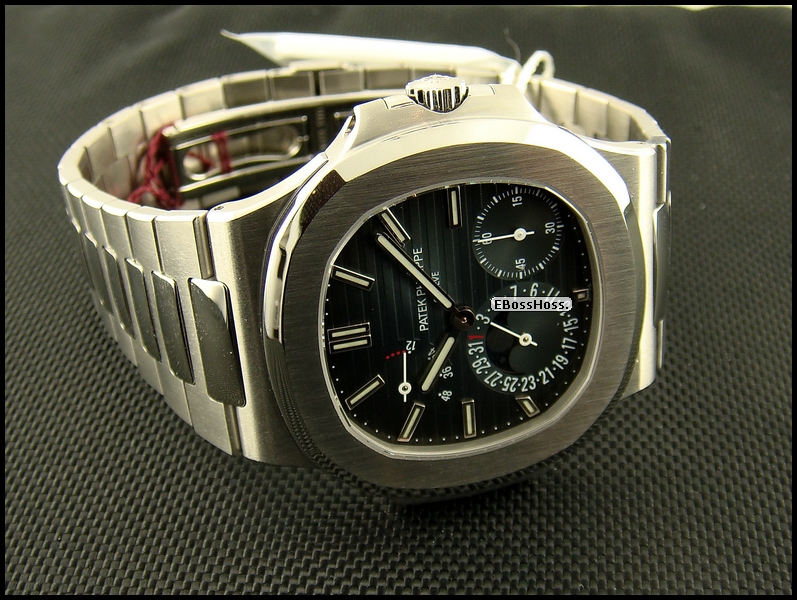 Patek Phillipe  Nautilus Ref. 5712 (5712/1A) Stainless Steel