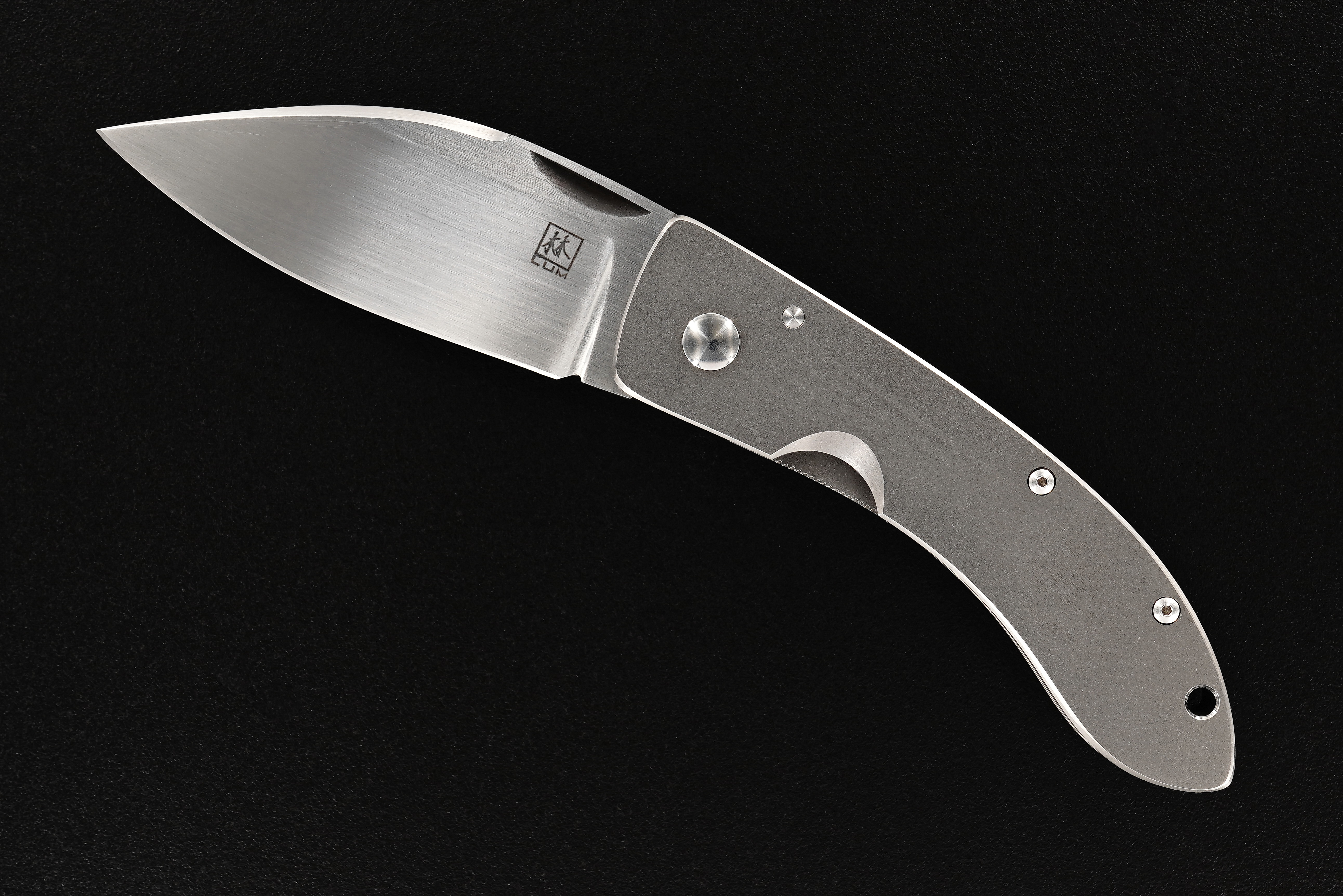 Bob Lum Custom Small Chinese Folder