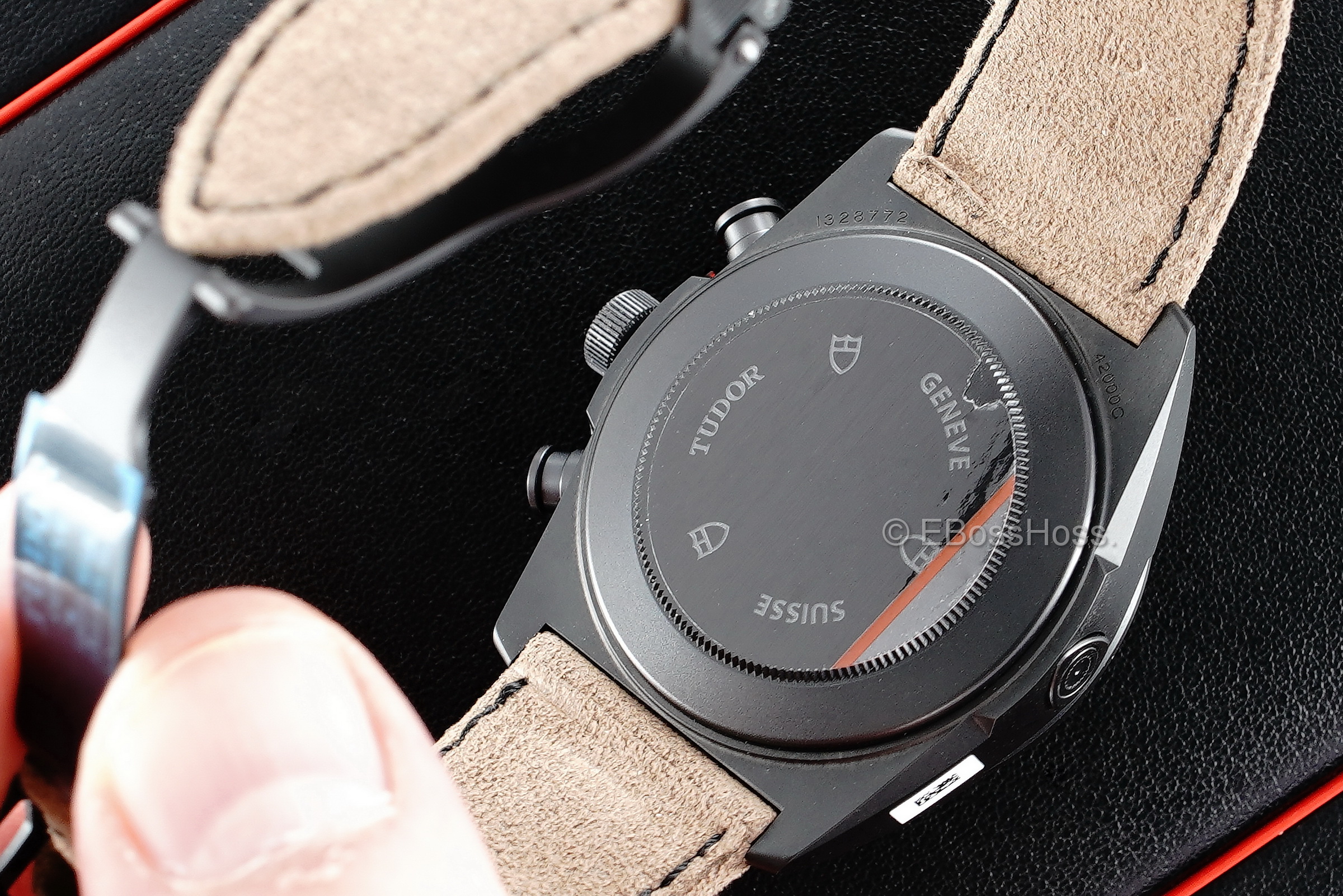 Tudor Black Shield Fastrider - Ref: 42000CN
